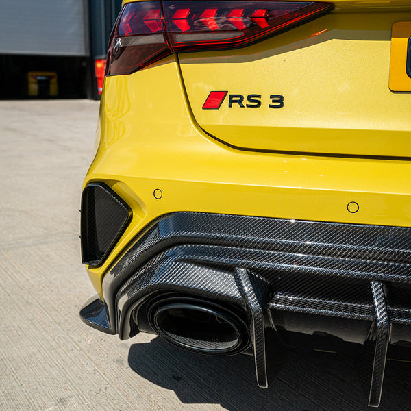 AUDI RS3 8Y 2025+ CARBON FIBRE REAR REFLECTOR DELETE