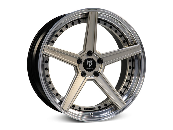 MbDESIGN KV1.3 9x20 ET 30 5x120 Stern Champagner glänzend lackiert Bett Schwarz glänzend poliert